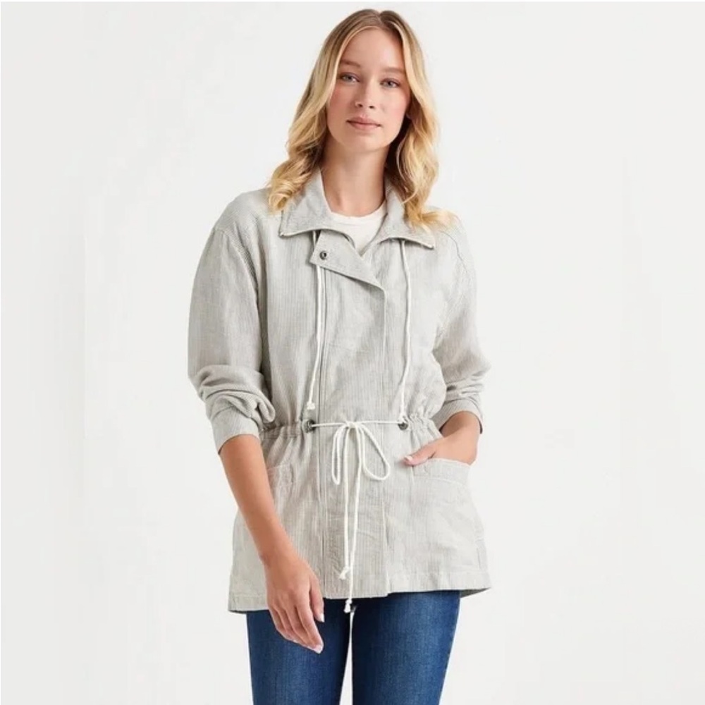 Lucky Brand Gray White Utility Jacket with Adjustable Fit